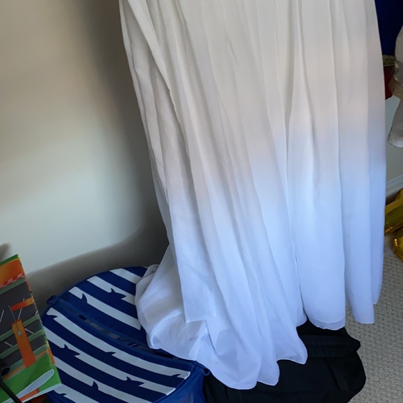 Dress - Picture 2 of 7